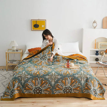 Homeheil Dark Cyan Double-Sided Floral Cotton Quilt